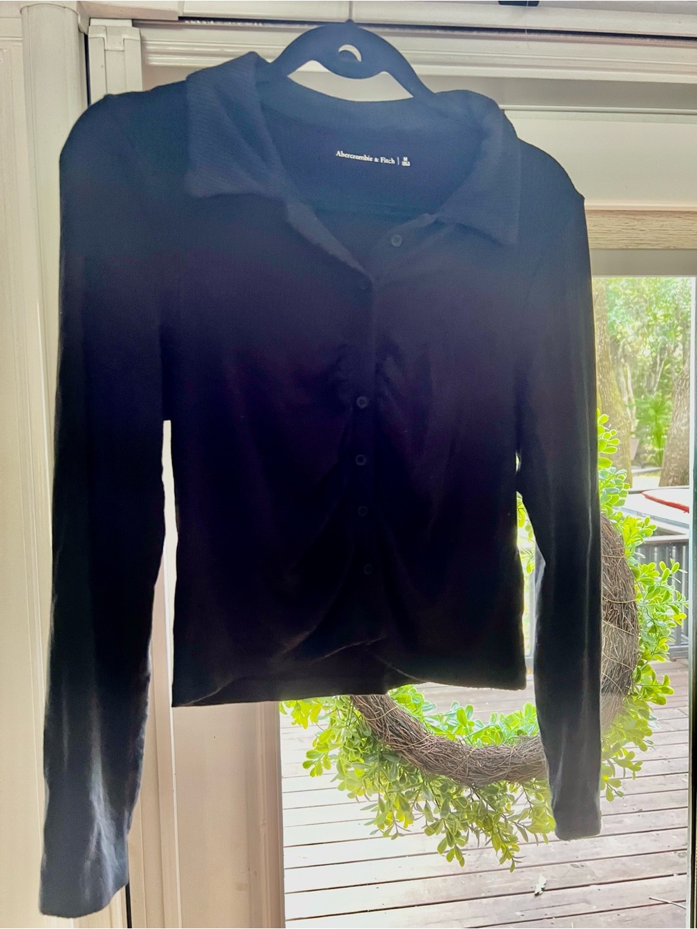 Abercrombie & Fitch. Black Long-Sleeve Women's Top - Classic Crewneck